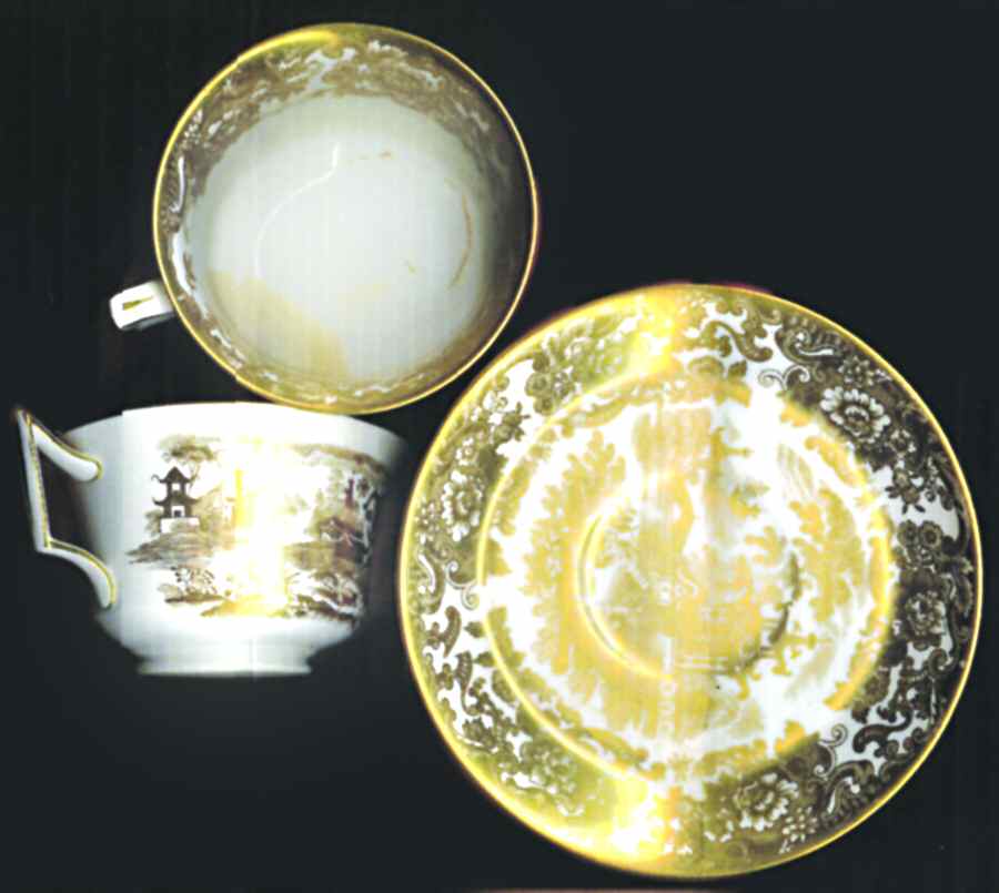 Y4765 Footed Cup & Saucer Set by Wedgwood-1