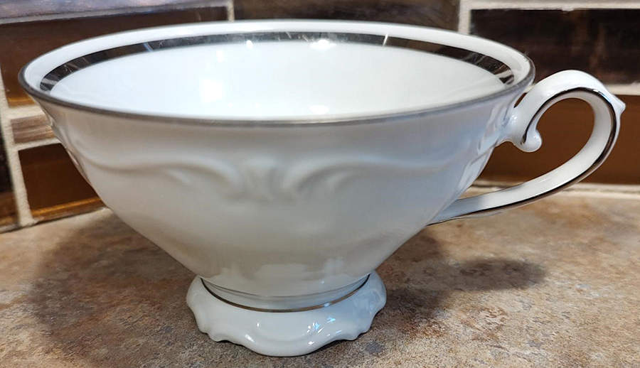 WIG822 Footed Cup by Winterling - Bavaria-1