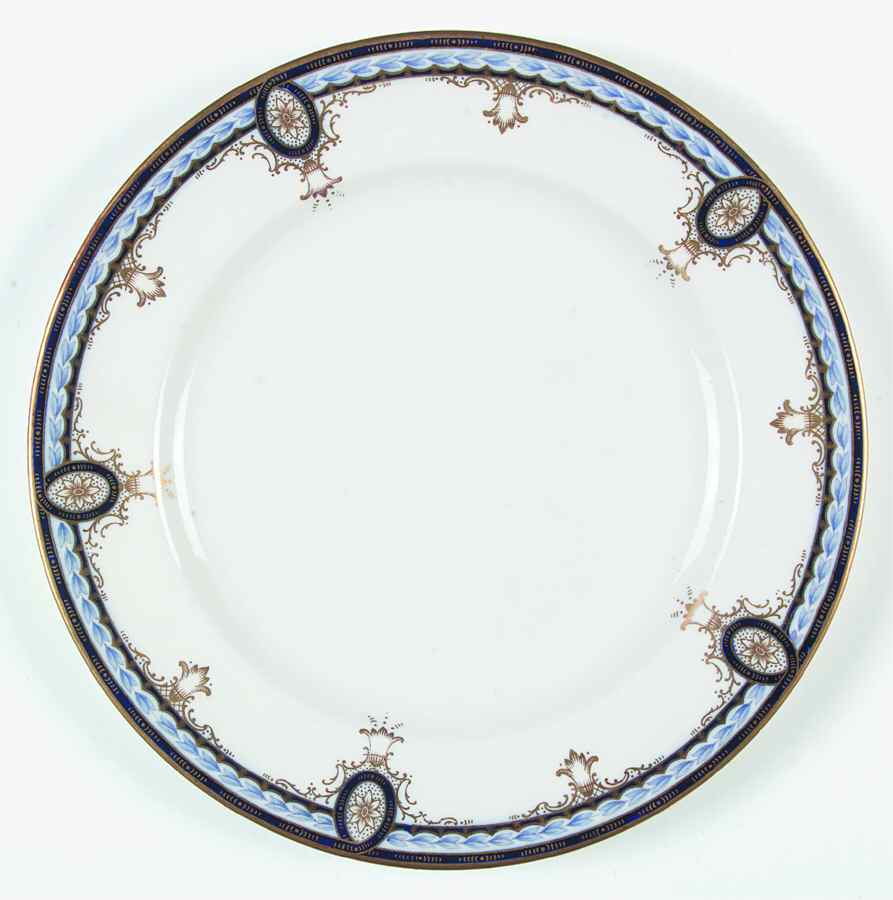 X6152 Dinner Plate by Wedgwood-1