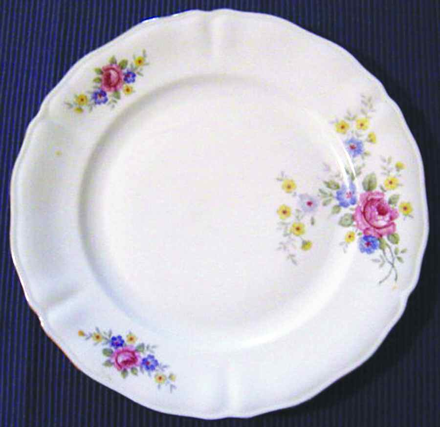 WIG824 Luncheon Plate by Winterling - Bavaria-1