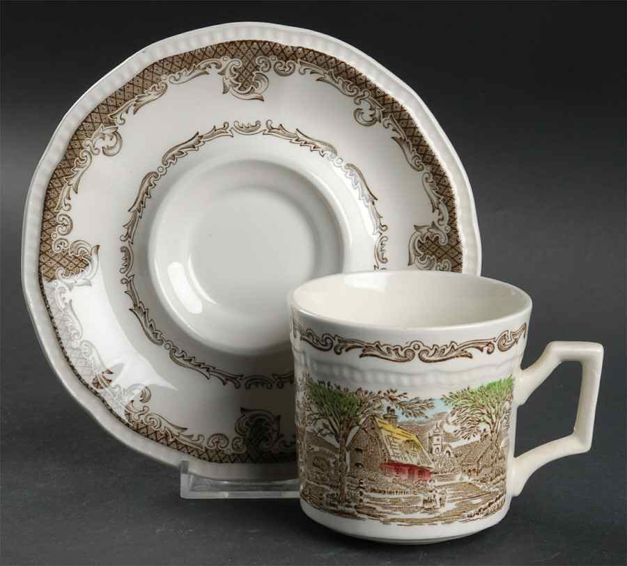 Shakespeares Sonnets Brown Multicolor Flat Cup & Saucer Set by Wedgwood-1