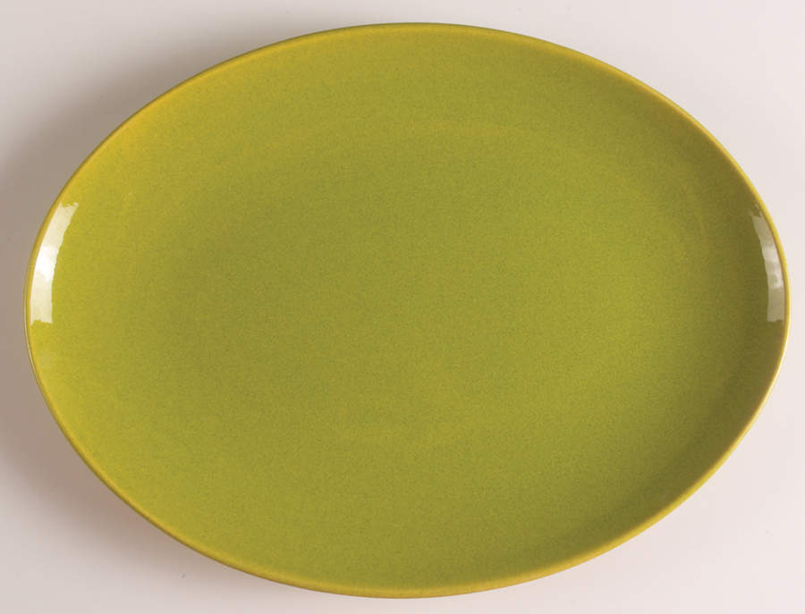 Fun Factory Freestyle Kiwi Green 13" Oval Serving Platter by Waechtersbach-1