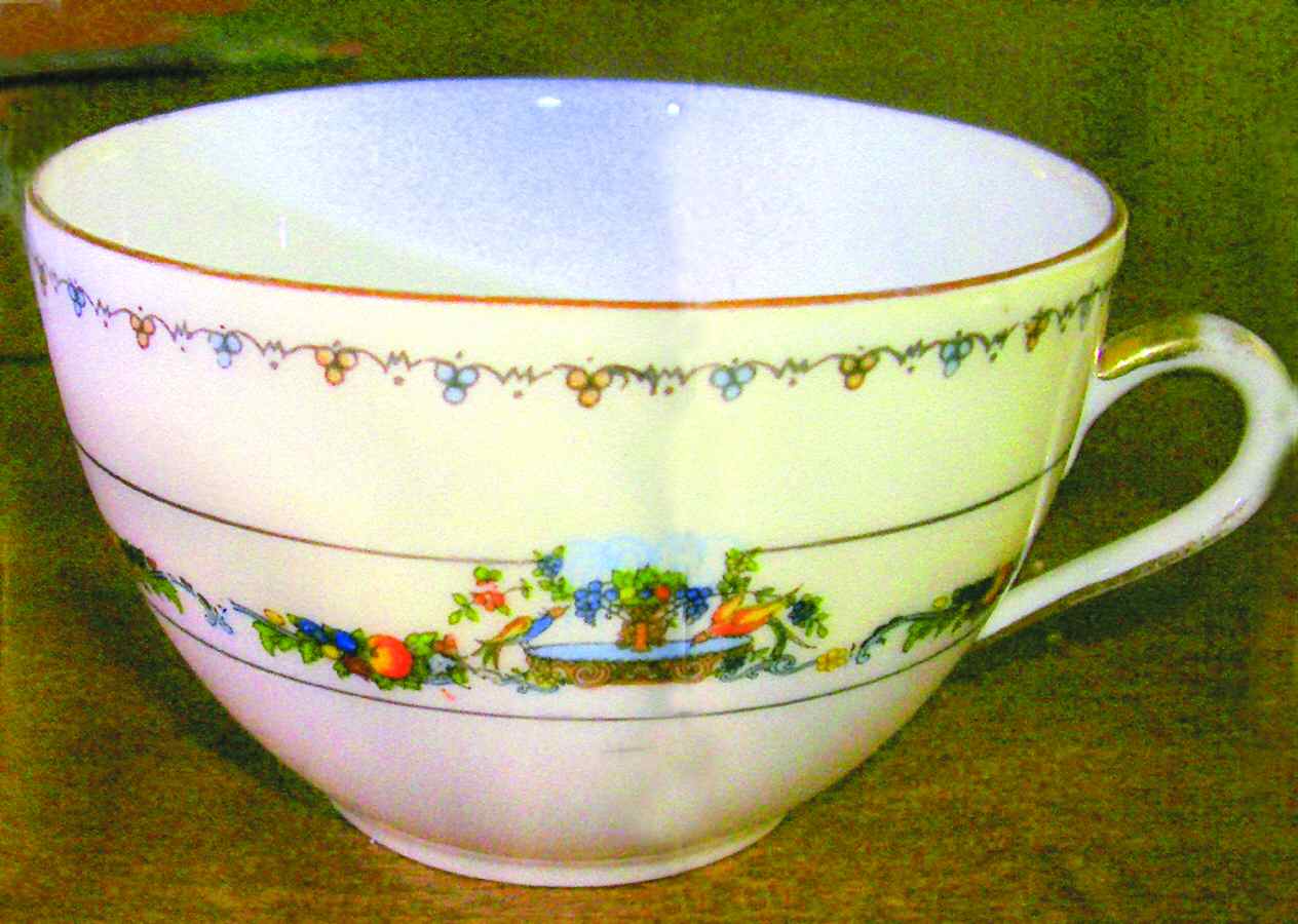 11383 Flat Cup by White Block-1