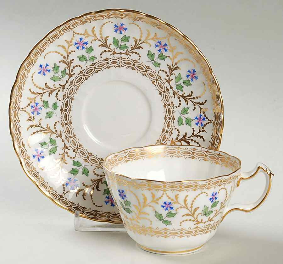 X4728 Flat Cup & Saucer Set by Wedgwood-1