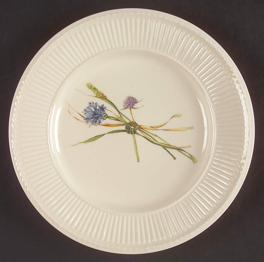 Posy (Edme) Luncheon Plate by Wedgwood-1