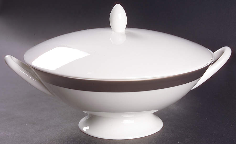 Satine Platinum Round Covered Vegetable by Wedgwood-1