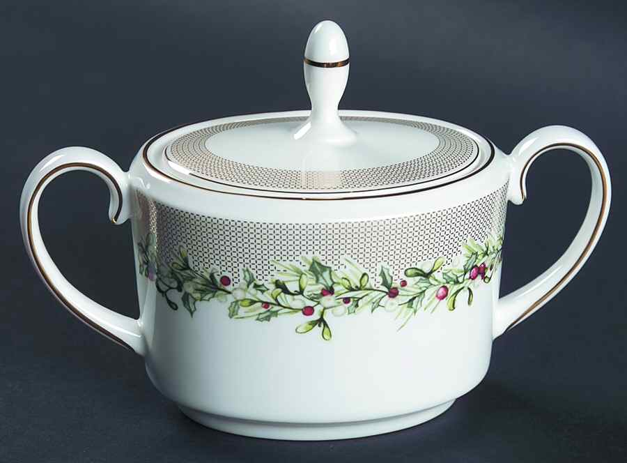 Holly Wreath Sugar Bowl & Lid by Wedgwood-1