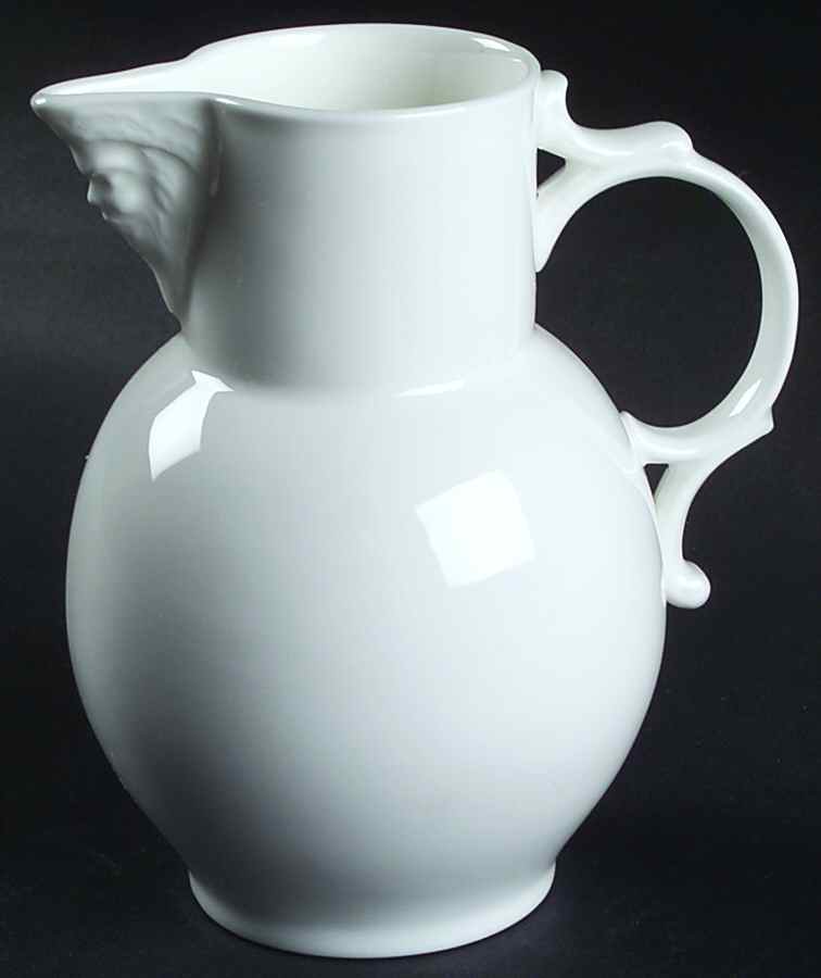 Royal Icing 20 Oz Jug by Wedgwood-1