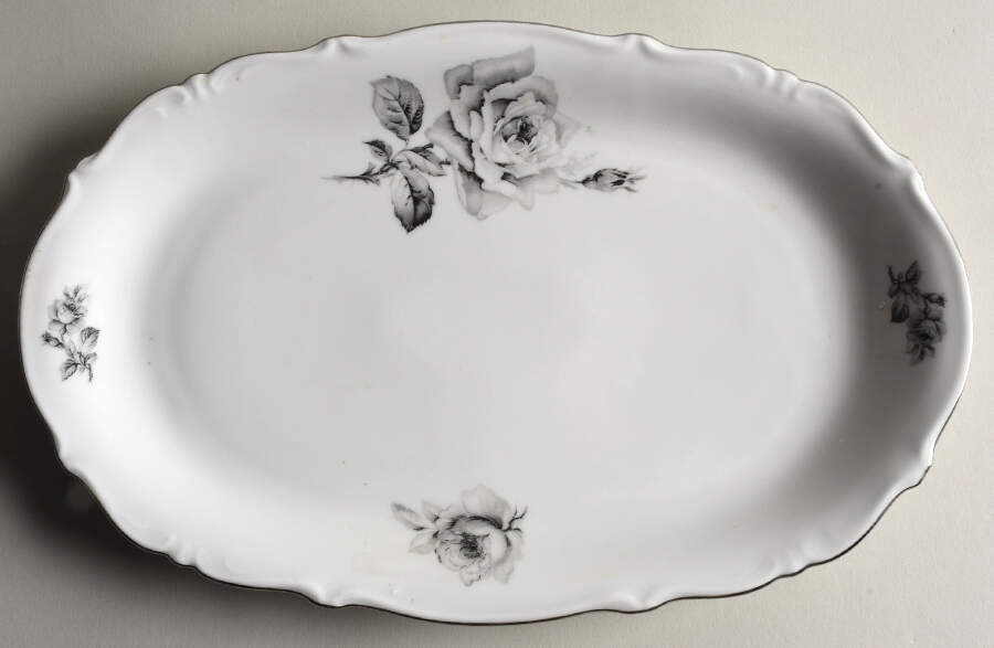 WIG834 12" Oval Serving Platter by Winterling - Bavaria-1