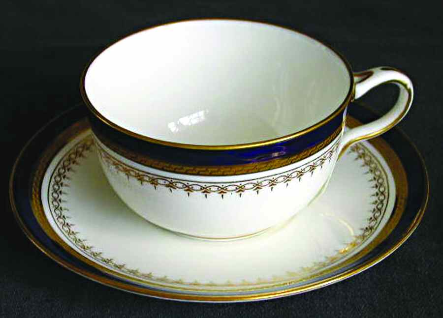 X4543 Flat Cup & Saucer Set by Wedgwood-1