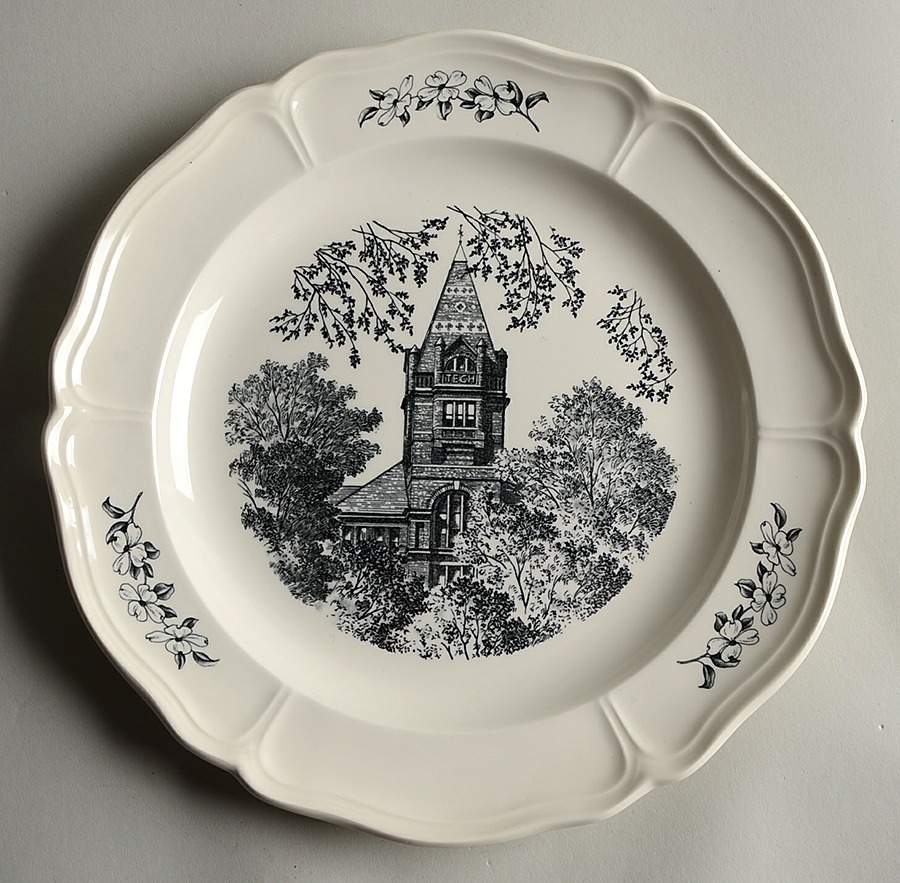 WW621 Dinner Plate by Wedgwood-1