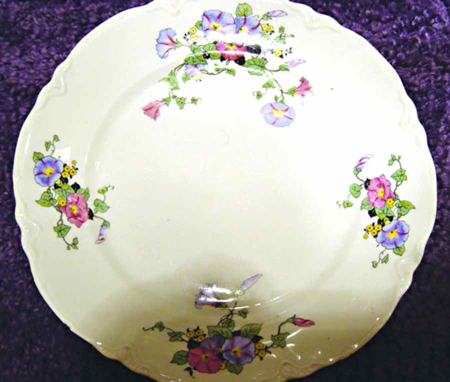 WAR168 Dinner Plate by Warwick-1