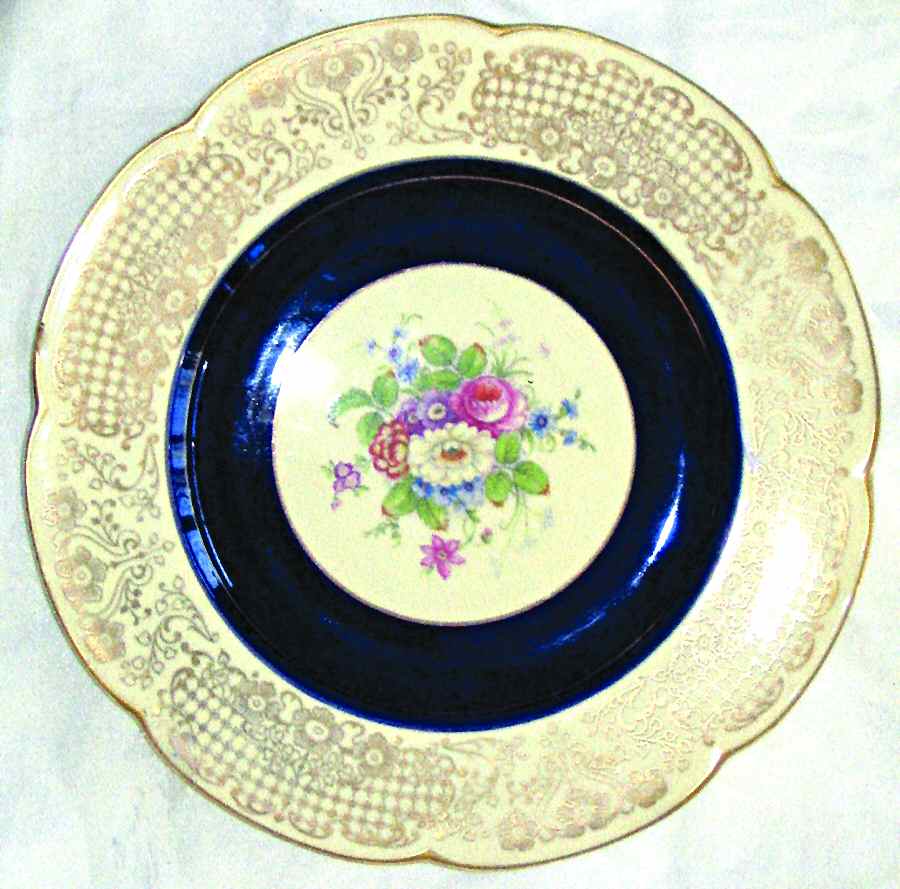 X1994 Dinner Plate by Wood & Sons-1