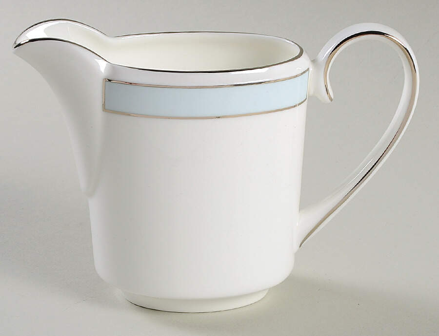 Blue Duchesse Creamer by Wedgwood-1