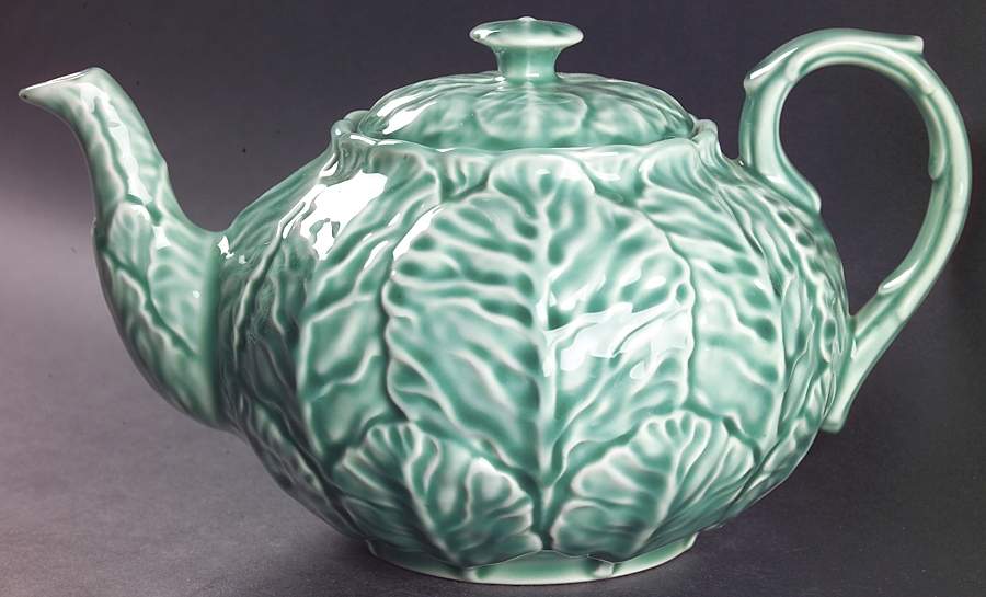 Spring Green Teapot & Lid by Wedgwood-1
