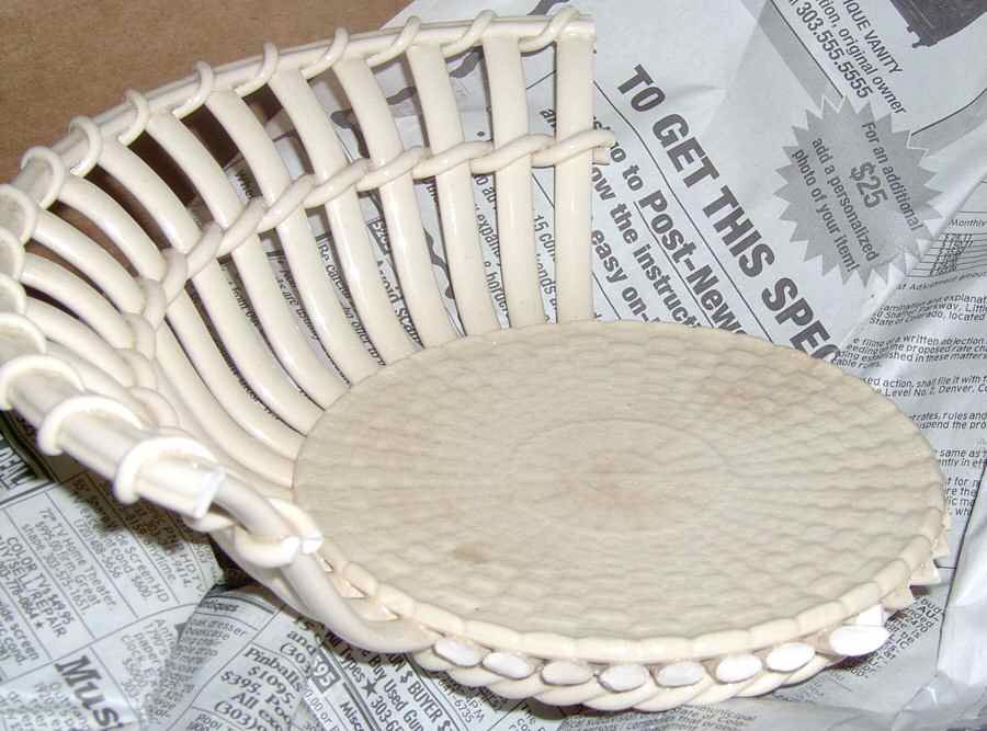 WW376 11" Round Deep Pierced Bowl by Wedgwood-1