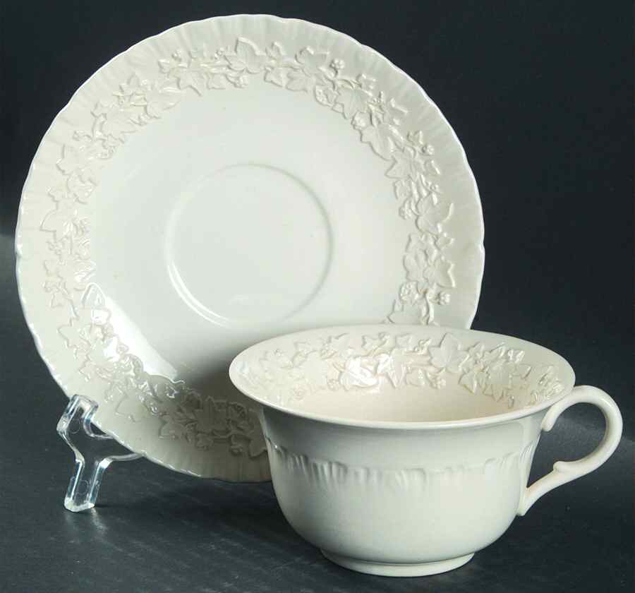WW378 Flat Cup & Saucer Set by Wedgwood-1