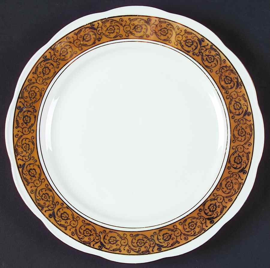 12110 Luncheon Plate by Wawel-1