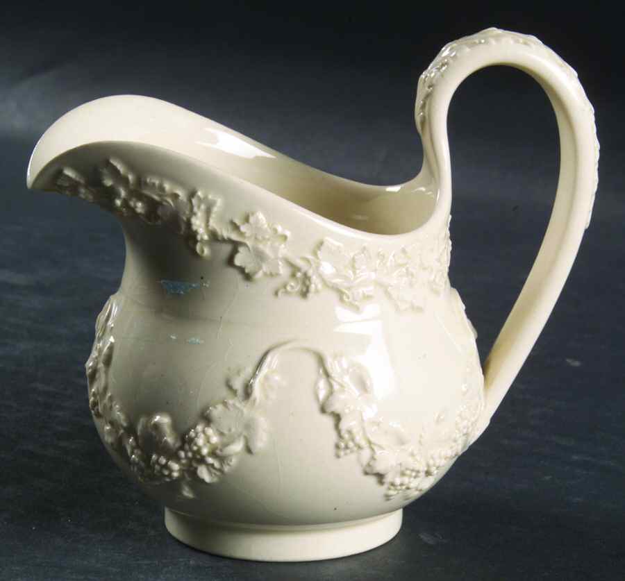 WW382 Creamer by Wedgwood-1