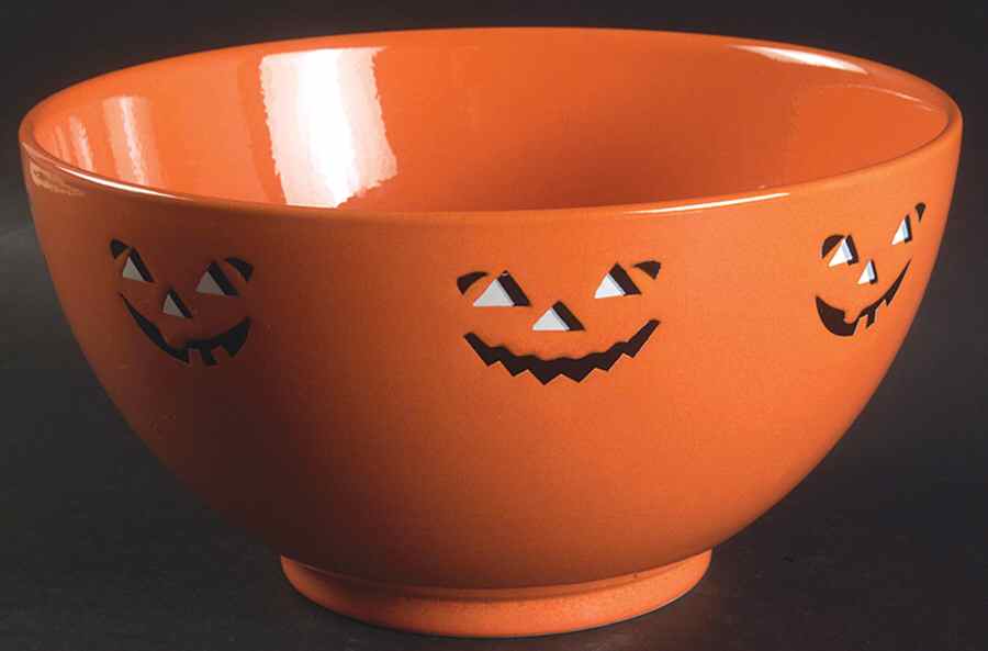 Halloween 9" Round Vegetable Bowl by Waechtersbach-1