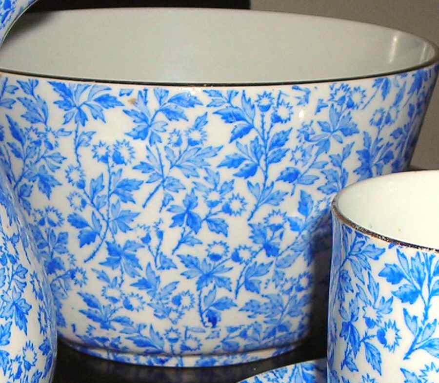 Y586 Cranberry Bowl by Wedgwood-1