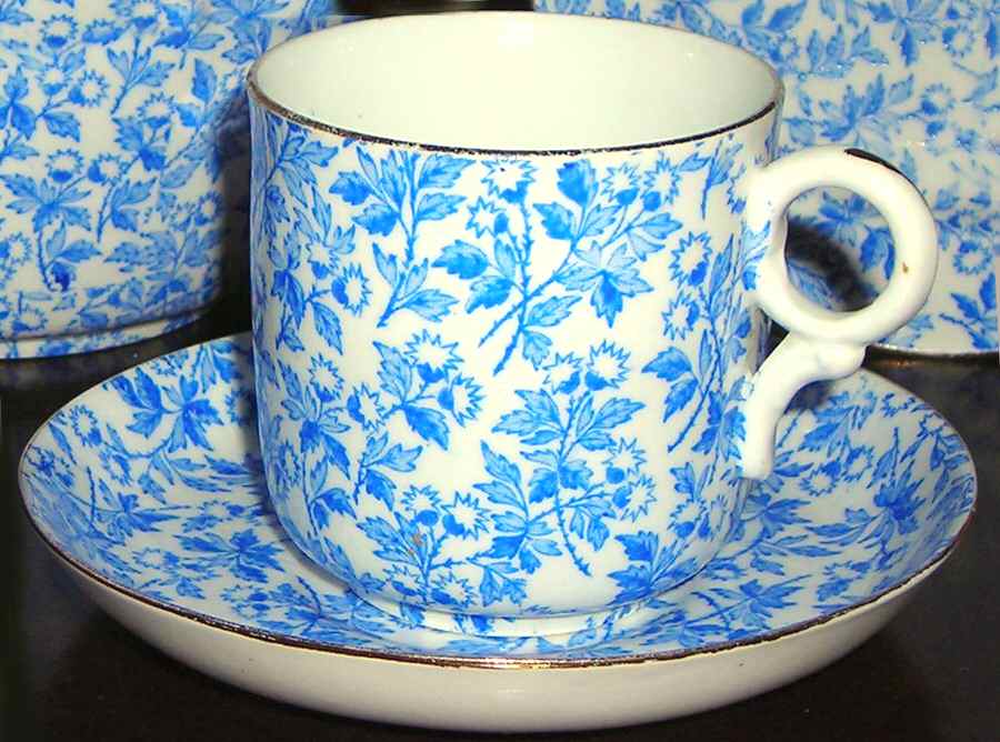 Y586 Flat Cup & Saucer Set by Wedgwood-1