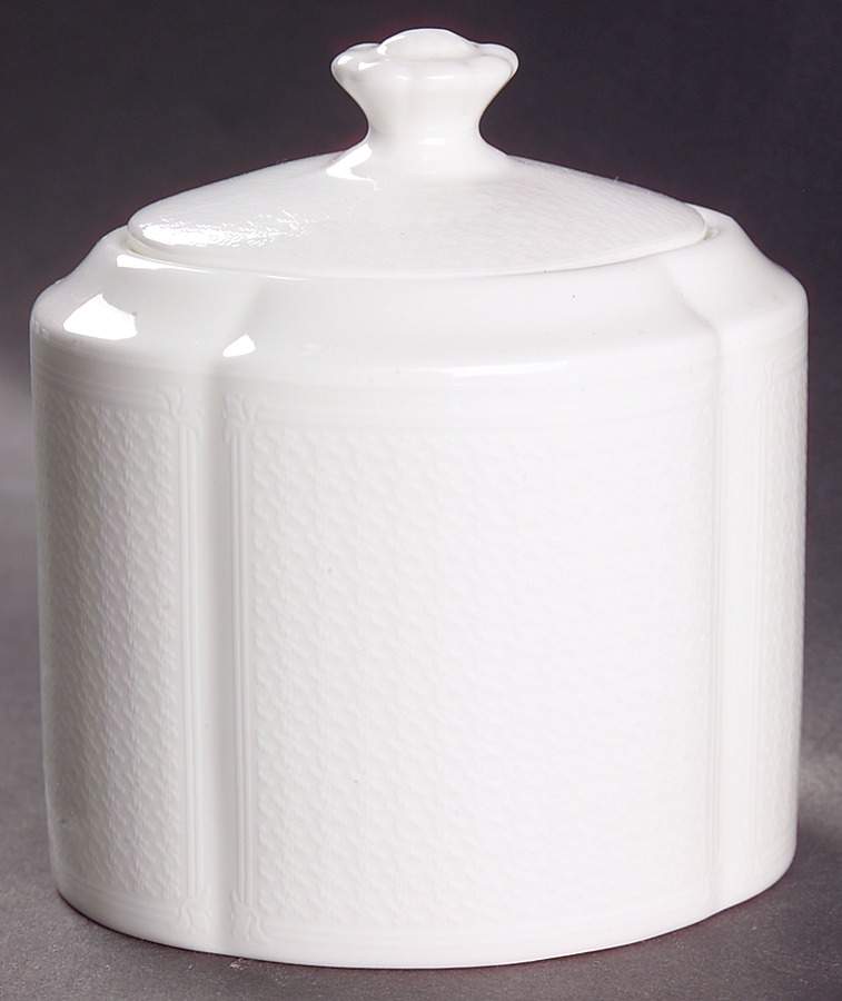 Hampton Houndstooth Sugar Bowl & Lid by Waterford China-1
