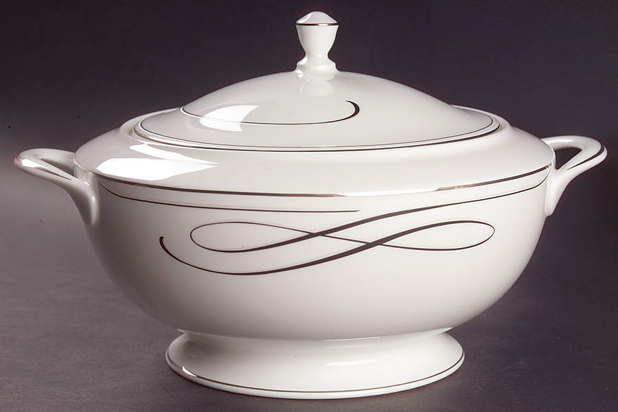 Ballet Ribbon (Platinum) Round Covered Vegetable by Waterford China-1