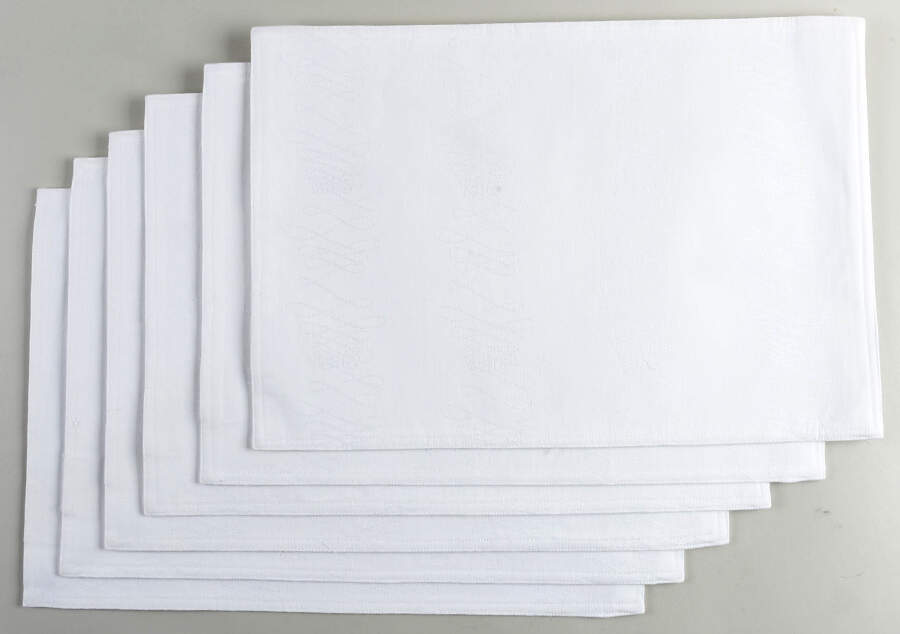 Ballet Ribbon (Platinum) Cloth Placemat - Set of 6 by Waterford China-1
