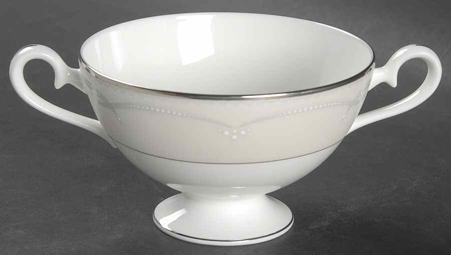Presage Handled Fruit Bowl by Waterford China-1
