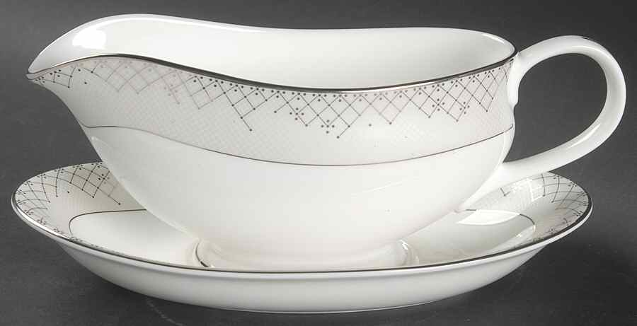 Giselle Gravy Boat & Underplate by Waterford China-1
