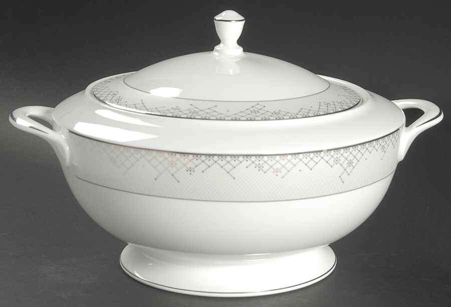 Giselle Round Covered Vegetable by Waterford China-1