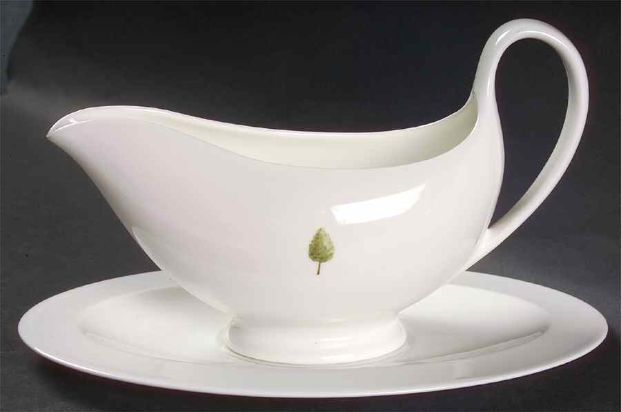Boxwood Gravy Boat & Underplate by Wedgwood-1