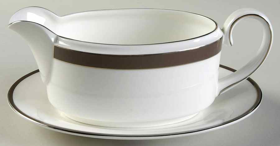 Sable Duchesse Gravy Boat & Underplate by Wedgwood-1
