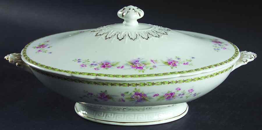 WEI79 Oval Covered Vegetable by Weimar-1