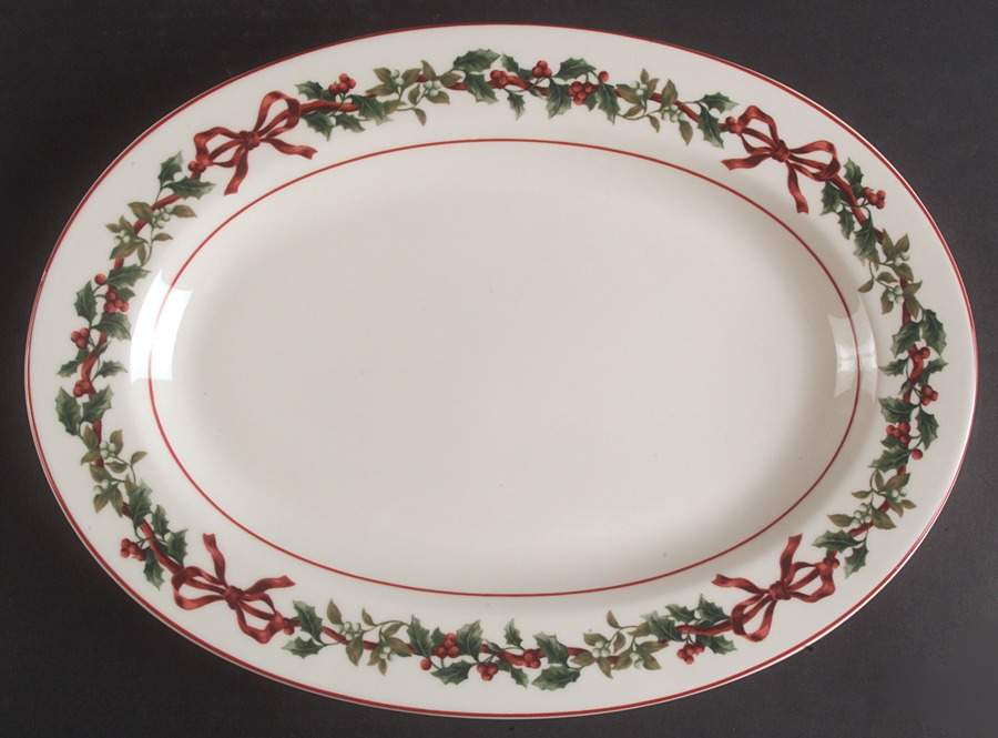 Holiday Garland 14" Oval Serving Platter by William Roberts-1