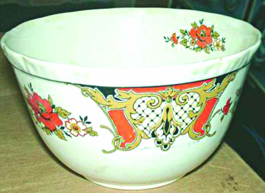 St. Leger Cranberry Bowl by Wood & Sons-1