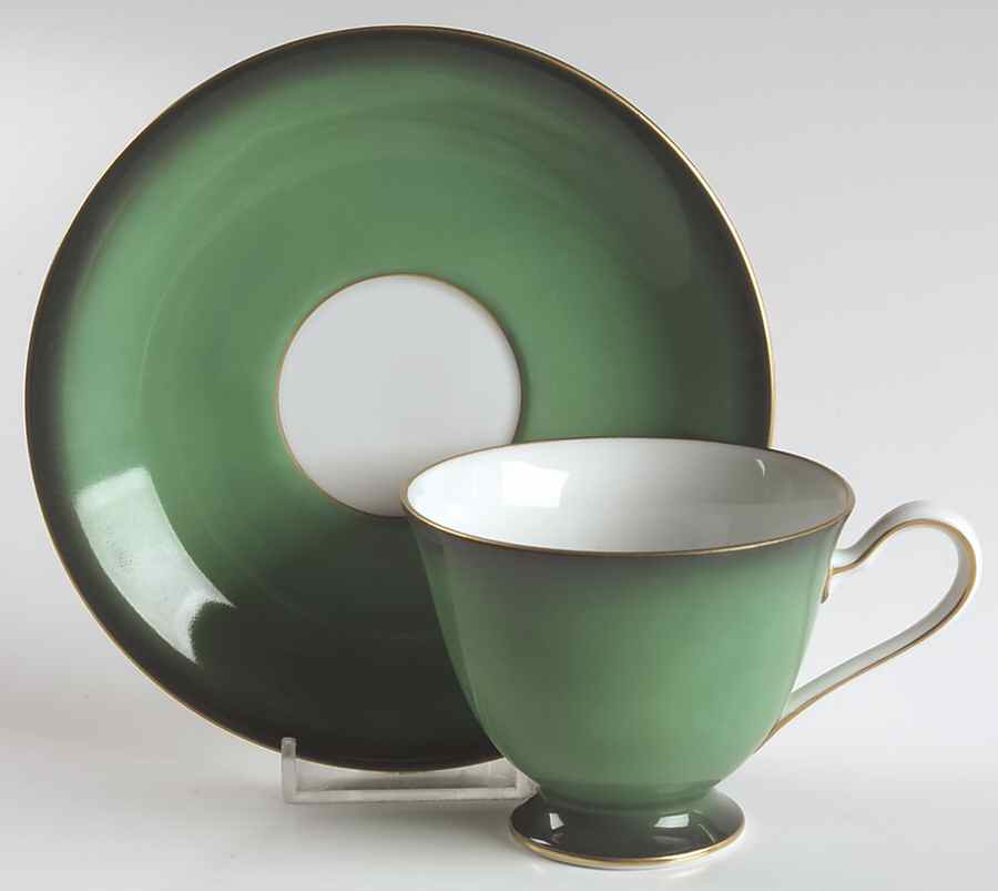 WAK7 Green Footed Cup & Saucer Set by Wako-1