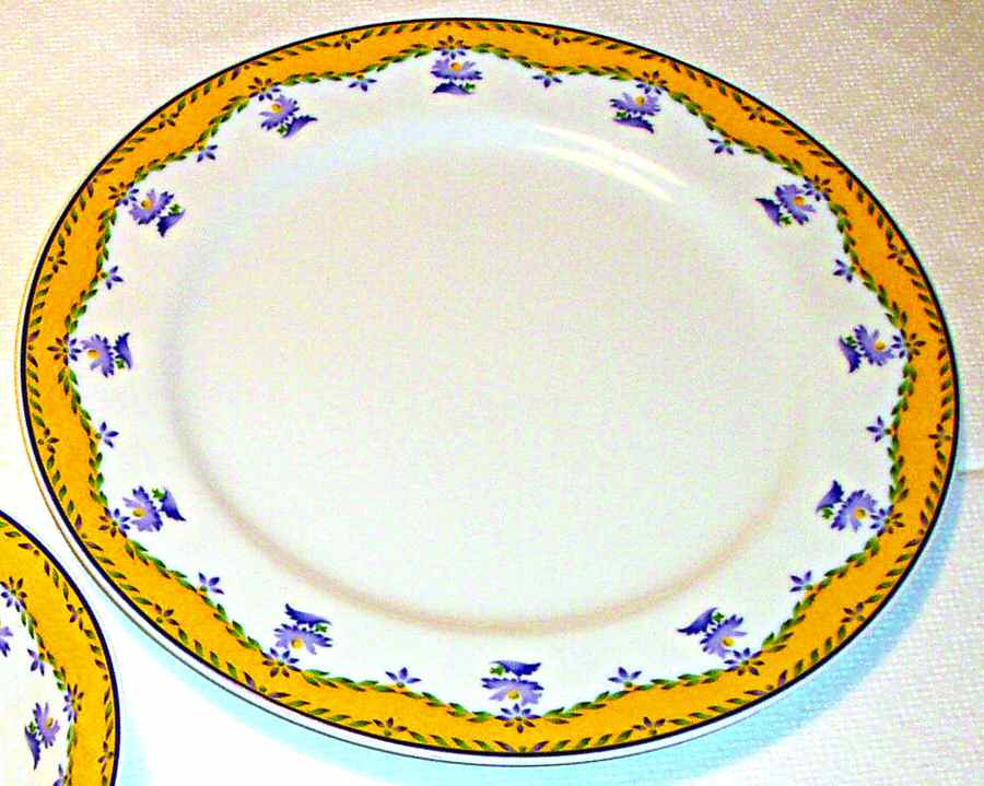 VIA69 Dinner Plate by Vista Alegre-1