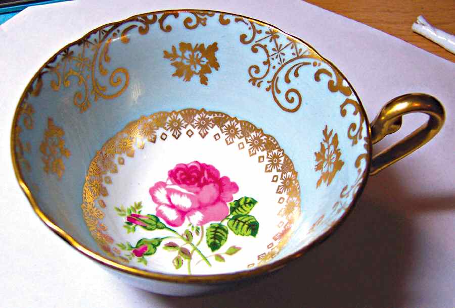 331-68 Footed Cup by Windsor (England)-1
