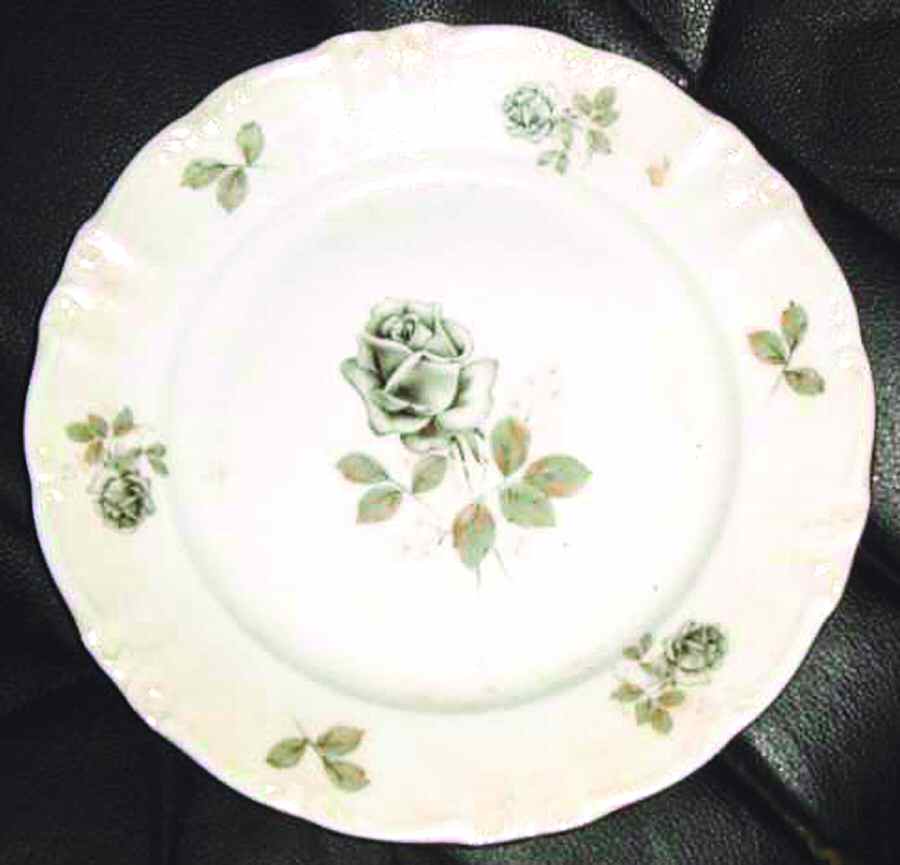 WIG918 Dinner Plate by Winterling - Bavaria-1
