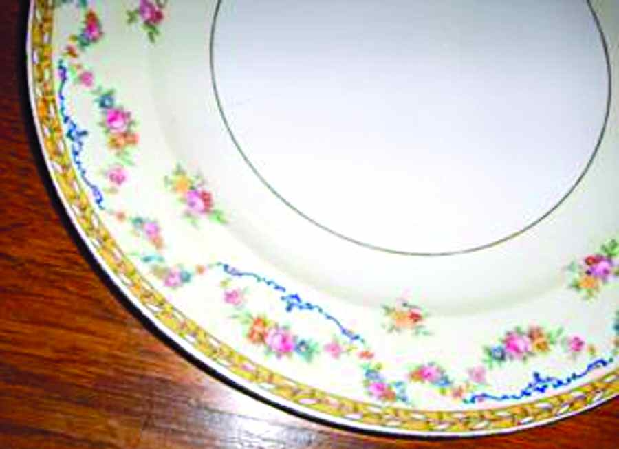 WIG922 Dinner Plate by Winterling - Bavaria-1