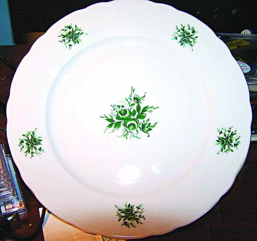 WIG924 Dinner Plate by Winterling - Bavaria-1