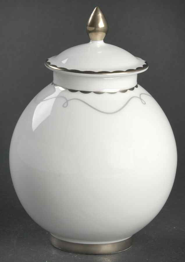 Colette Sugar Bowl & Lid by Waterford China-1