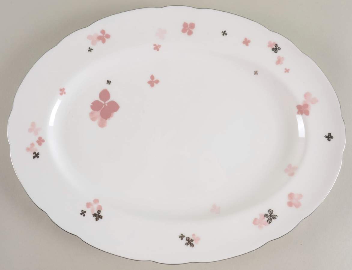 Elizabeth 15" Oval Serving Platter by Waterford China-1