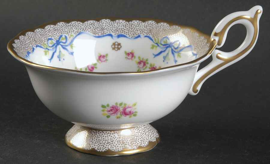 Harlequin Collection Footed Cup by Wedgwood-1