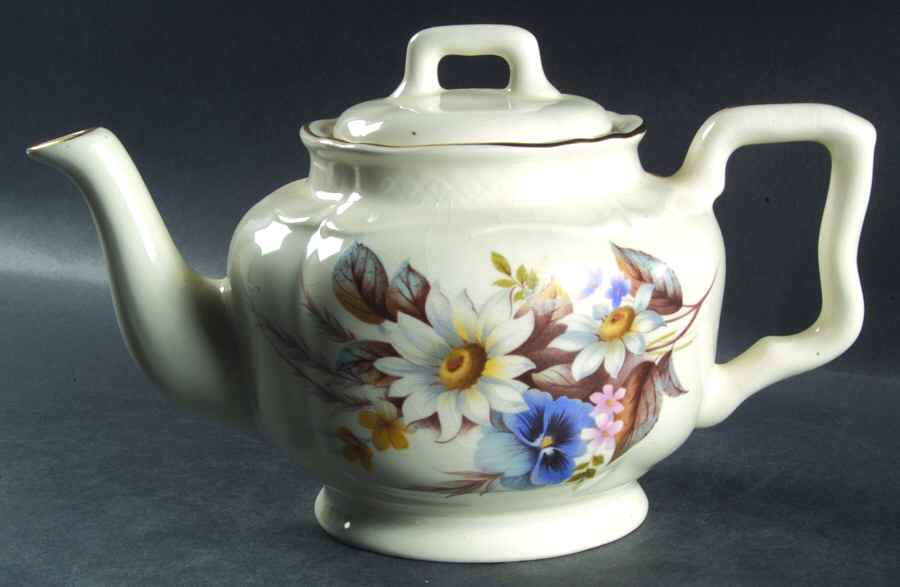 5993 Teapot & Lid by Arthur Wood-1