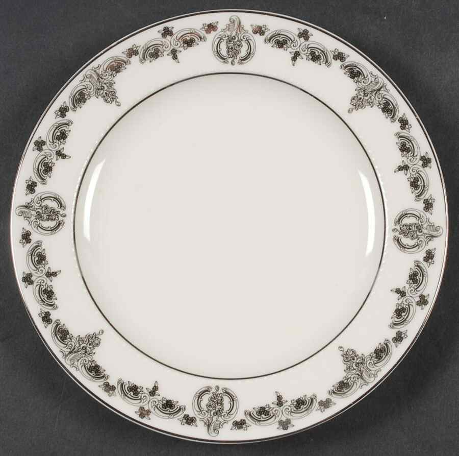 Grande Baroque Salad Plate by Wallace Heritage (Japan)-1