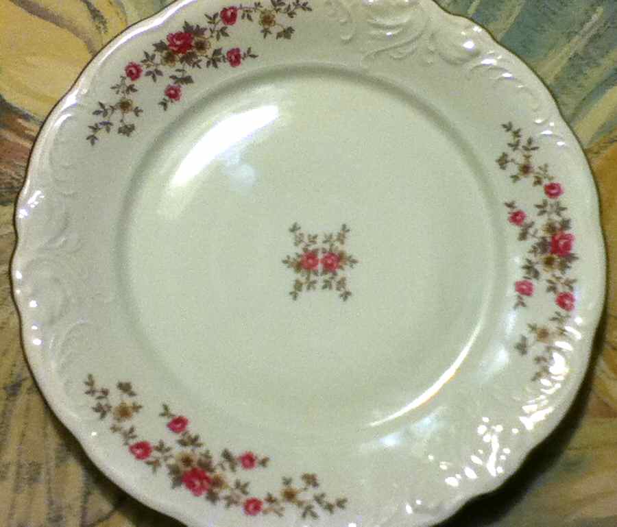 WAV59 Dinner Plate by Wawel-1