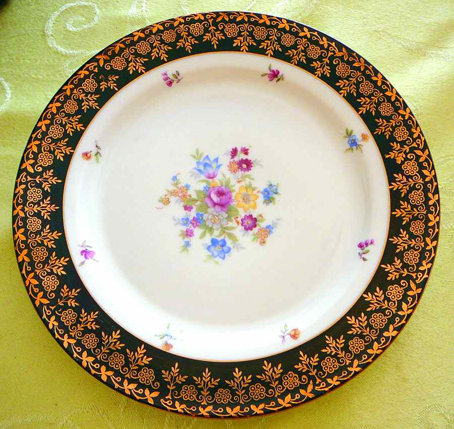 WIG956 Dinner Plate by Winterling - Bavaria-1